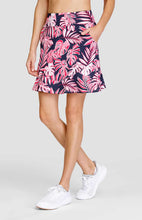 Cargar imagen en el visor de la galería, Jelena 19&quot; Skort - Stellar Foliage
